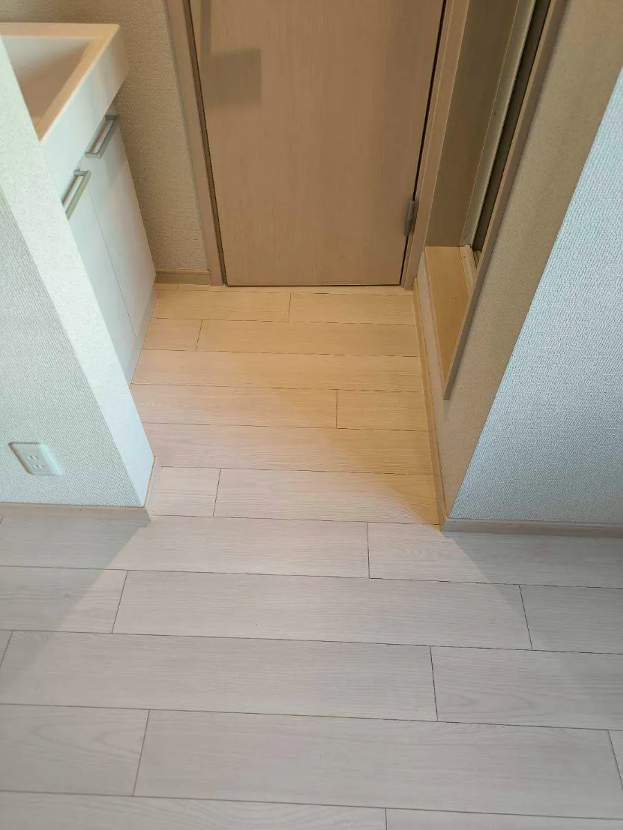 フローリング上張り施工 施工写真